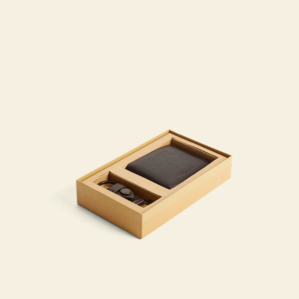 RM Williams Wallet and Keyring Gift Set